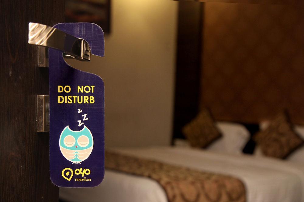 Oyo 905 Galaxy View Hotel Allāhābād Junction Dış mekan fotoğraf