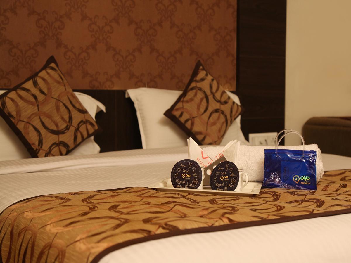 Oyo 905 Galaxy View Hotel Allāhābād Junction Dış mekan fotoğraf