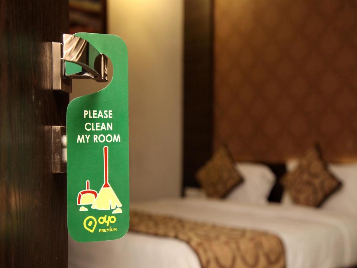 Oyo 905 Galaxy View Hotel Allāhābād Junction Dış mekan fotoğraf